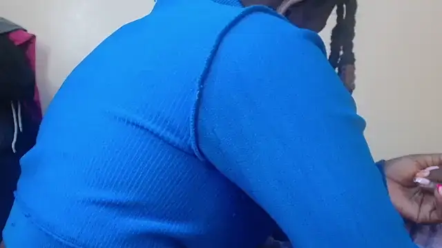 Heavenlycoochie_ live