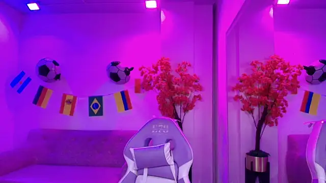 Anie_johnson live