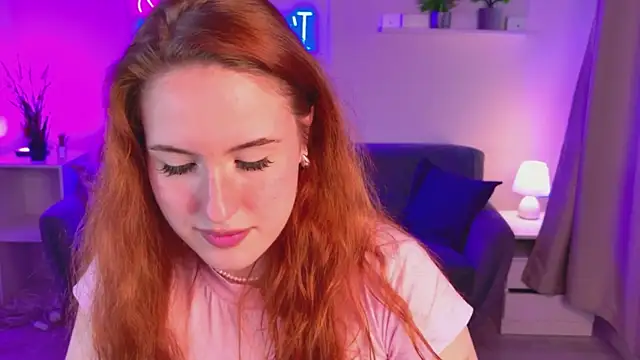 ChloeAster live