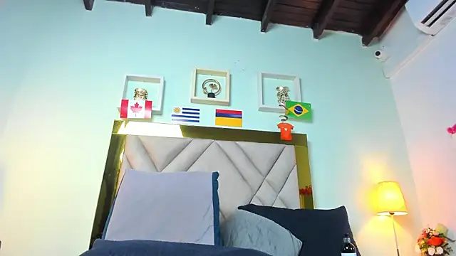 celeste_bunny18 live