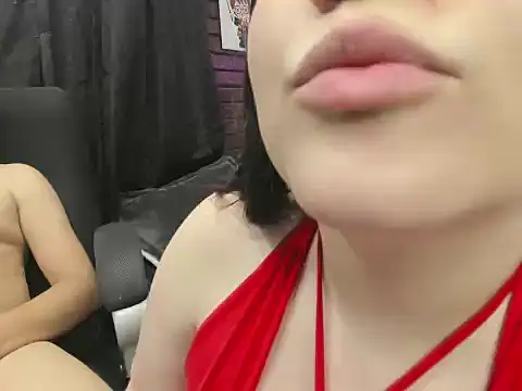 HotIssa_andCris profile