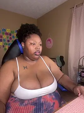 Chocolatebunnyxx96 live