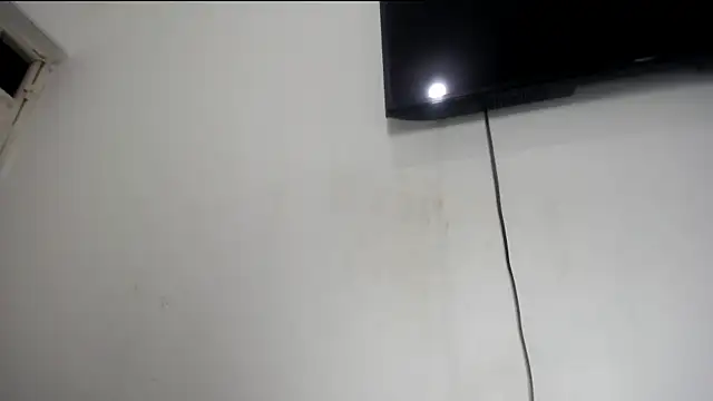 Fox_Loves live
