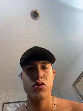 Lander_Cruz live