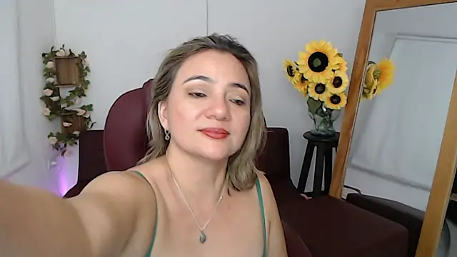 Ghada_milf live