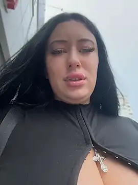 AdinaKan live