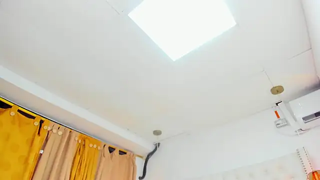 Zoe_brooke2 live