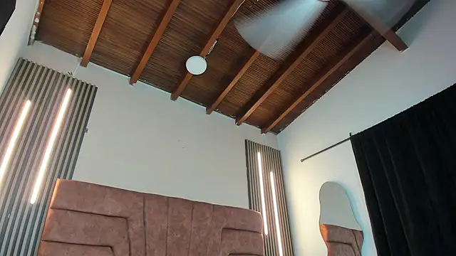 Tyson_Reed live