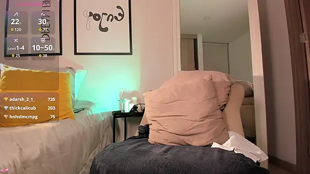 Max_strong01 live