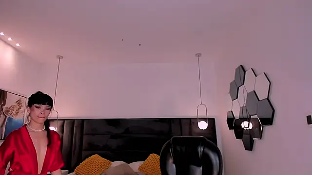 AgathaKondo_ live