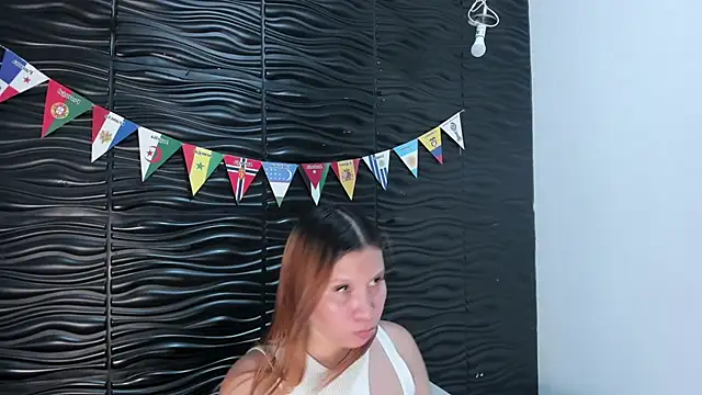 Melody_Megann live