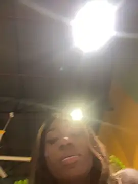 ZarahFerreira live