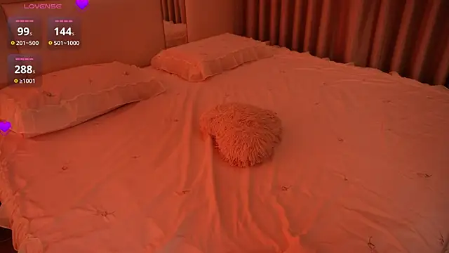 Lilly_Colins live