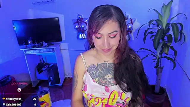 LucyStrike_ live
