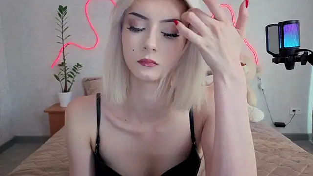 kittysocutie live