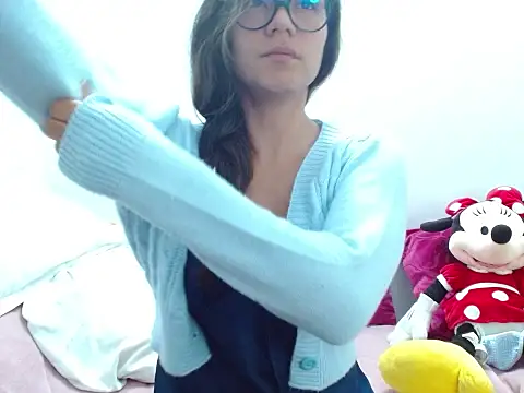 Violet_Donell live