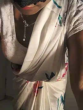 DIRTYSECRET_QUEEN_07 live