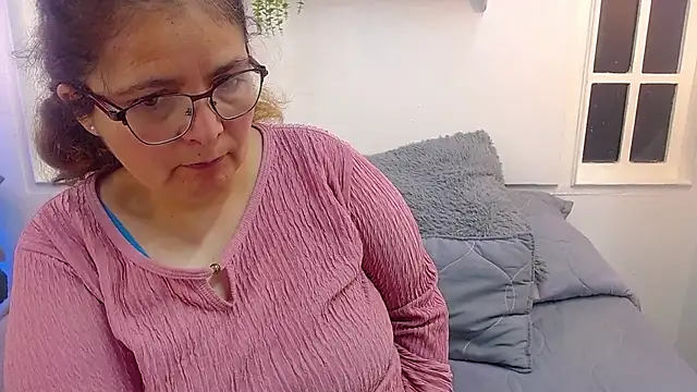 Linda_banks_ live