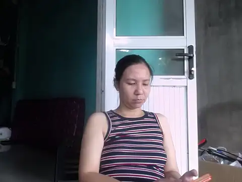 __Lily24__ live