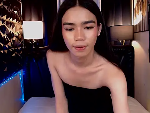 Christine_pretty live