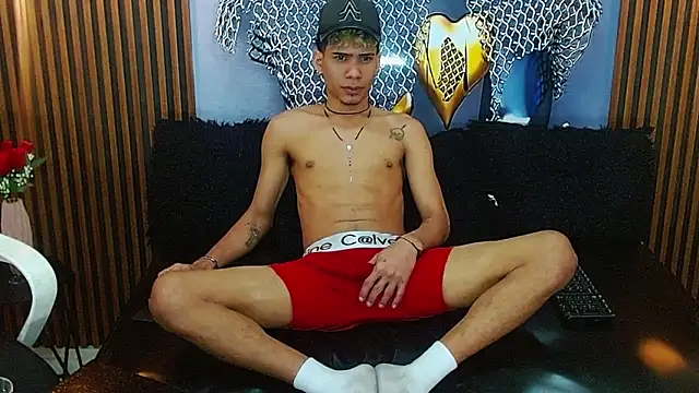 Skinny_cute_Alyer live