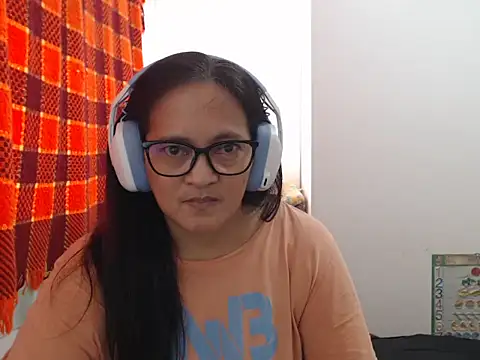 Kinkybela2025 live