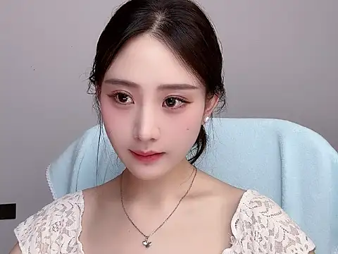 _222Mia live