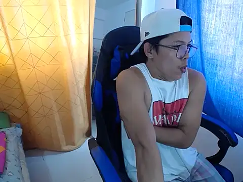 holly_oreo live