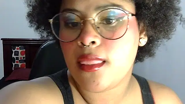 Lolacurly69 live