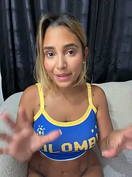 LoisC live