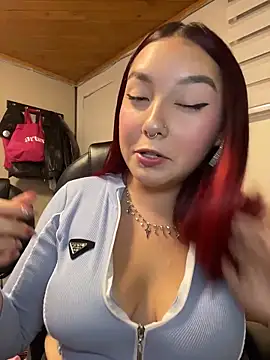 Karen18_boobs live