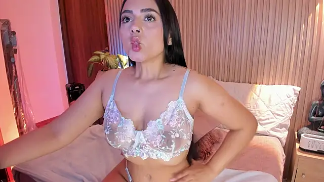 AMELIE_xx profile