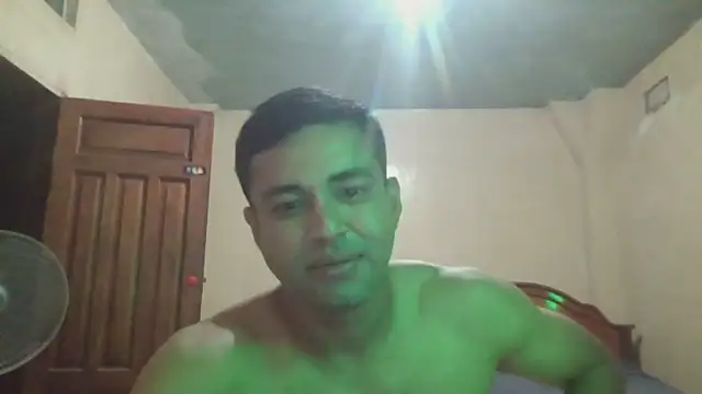 User_02_ live