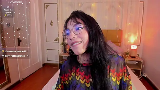 EmaLittle live