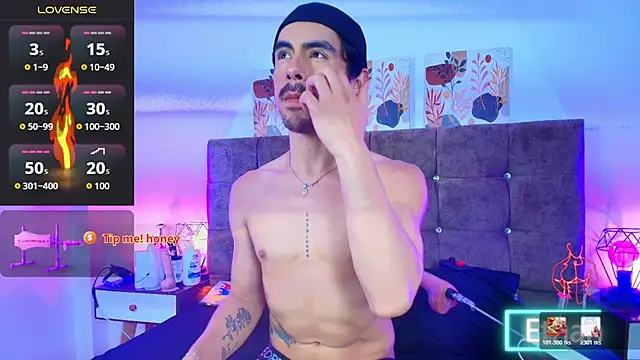 Ethan_Briggs_ live