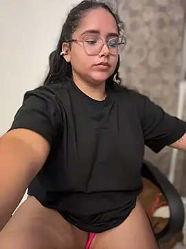 CurlyGirl_1 live