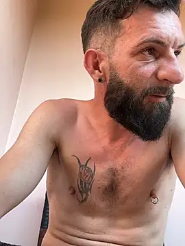 Michel_huge live