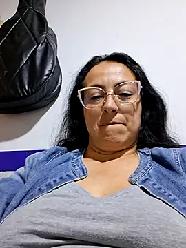 Lauryn_Jones live