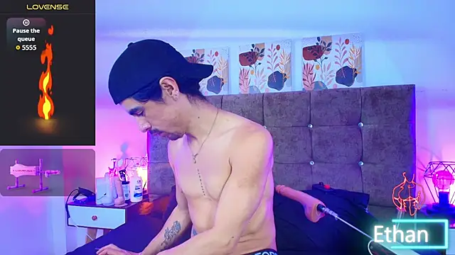 Ethan_Briggs_ live