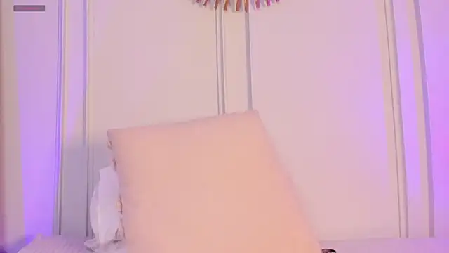 CharlotteBrownn_ live