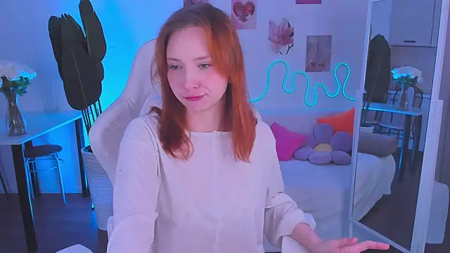 LittlePeach007 live