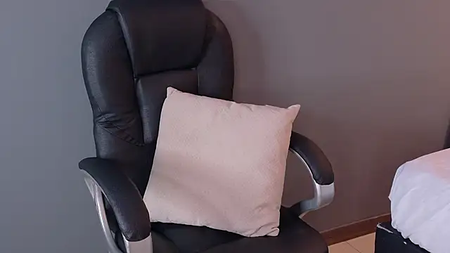 Juliana_Valencian live