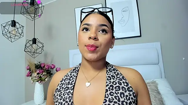 christineowens_ live