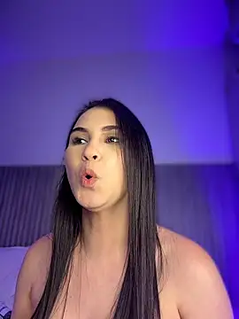 ArianaHilton_ live