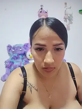 sofia_milky live
