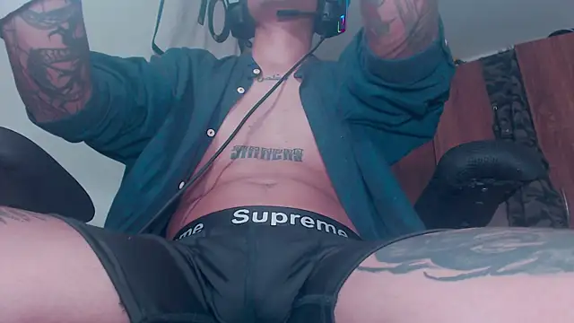 theskateboy live