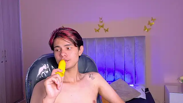 Derek_Sinn live