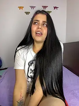sophyy_white live