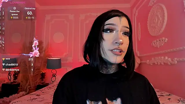 Kat_VonDe live