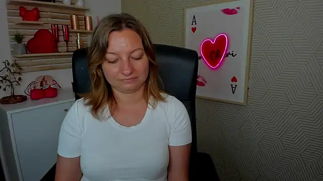 angelaSamt live